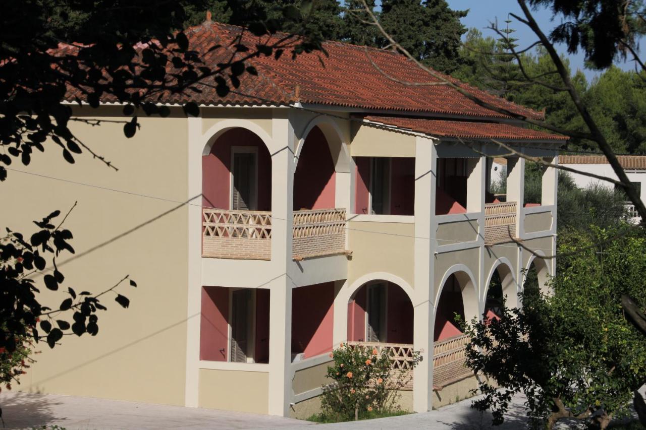 Apartment Eleas Gi *